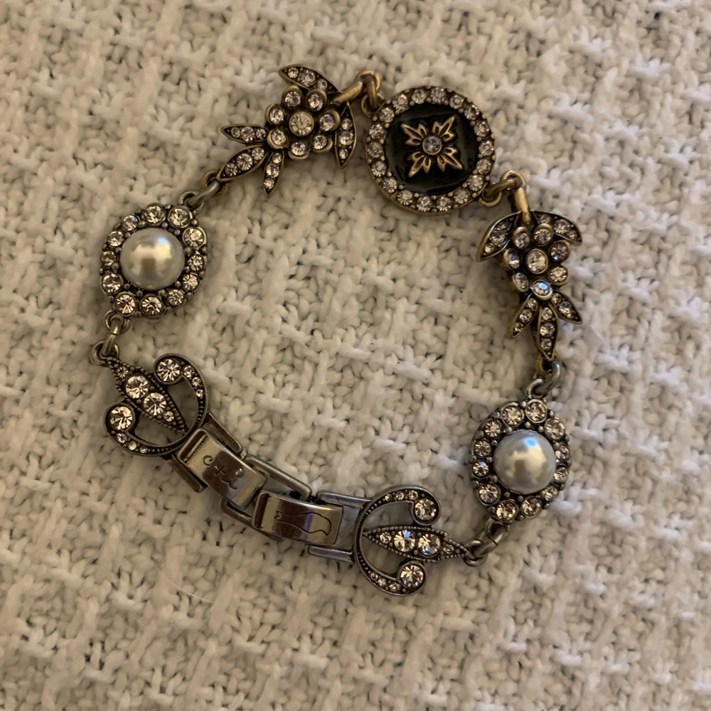 Chloe and Isabel Souvens bracelet